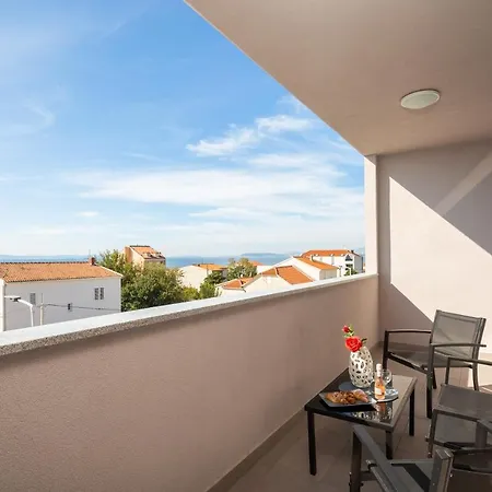 Mintos Luxury Resort Podstrana Exterior foto