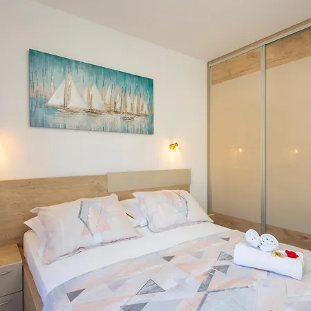 Mintos Luxury Resort Podstrana Zimmer foto