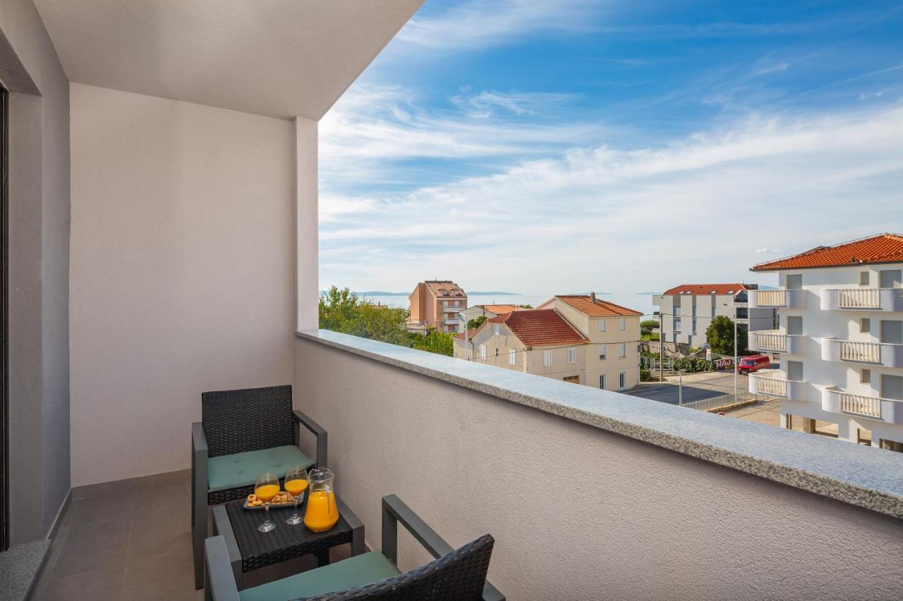Mintos Luxury Apartment Podstrana