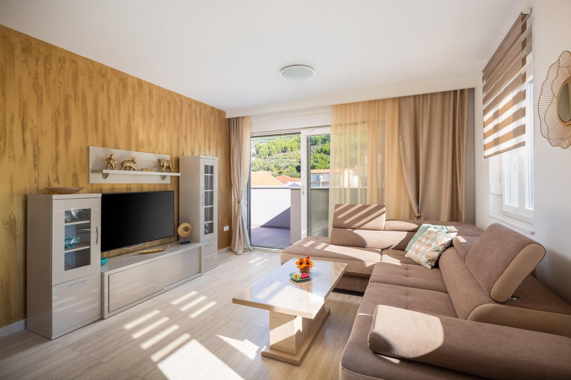 Apartment Mintos Luxury